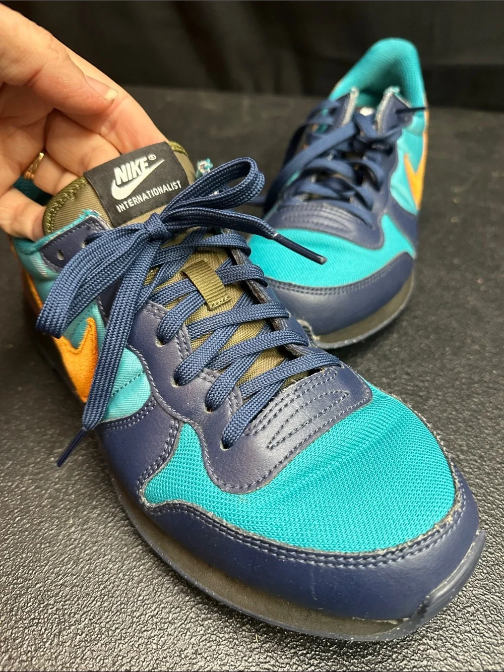 Nike Teal, Navy & Orange Casual Running Sneakers 9.5 Woman’s
